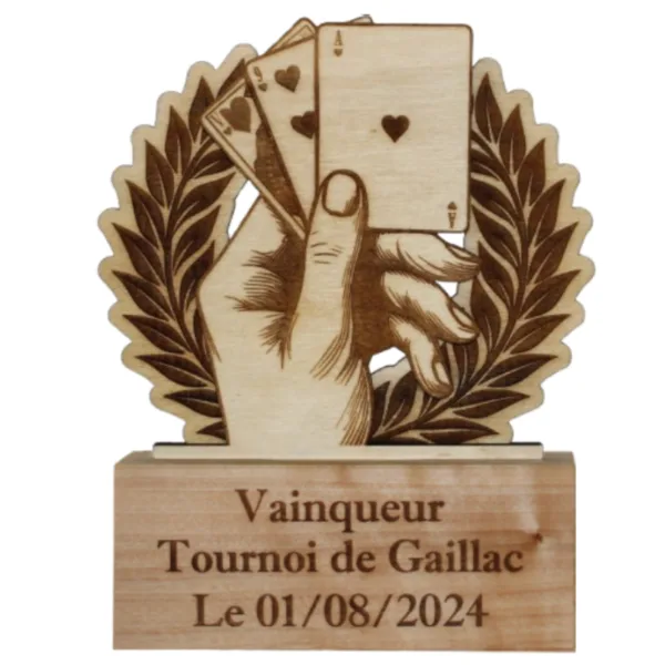 Trophée de belote en bois - vue de face