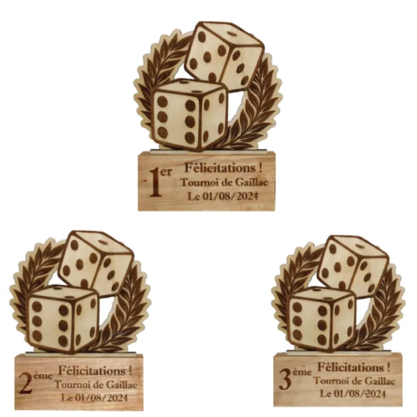 Trophées de jeux de dés en bois - vue de face