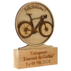 Trophée de vélo à personnaliser - en bois - vue de travers