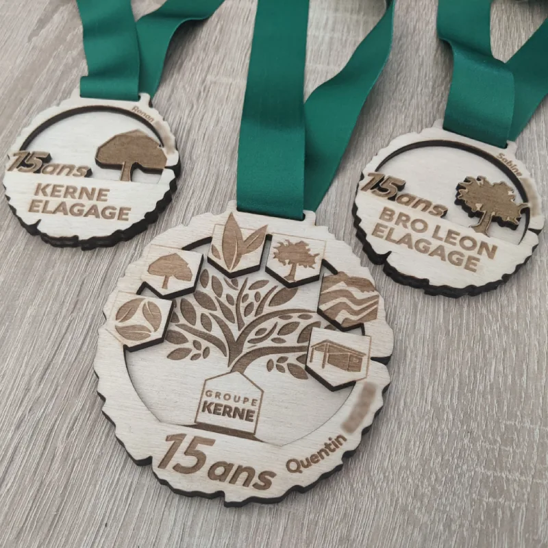 Médaille boisd'anniversaire d'entreprise