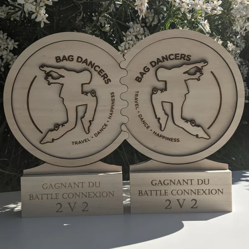 Trophée bois de danse en duo